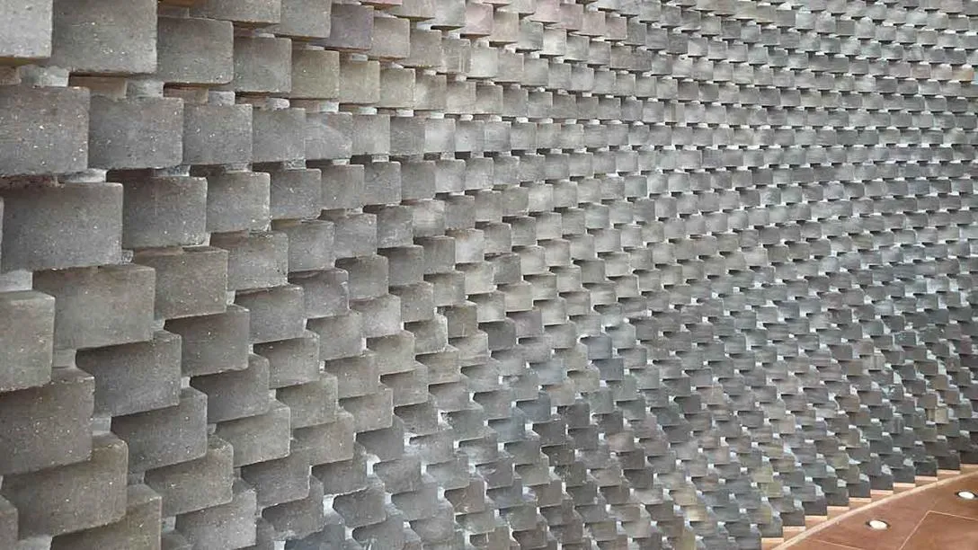 COP28 - K-Briq Pavilion - curve Bricks in curved wall