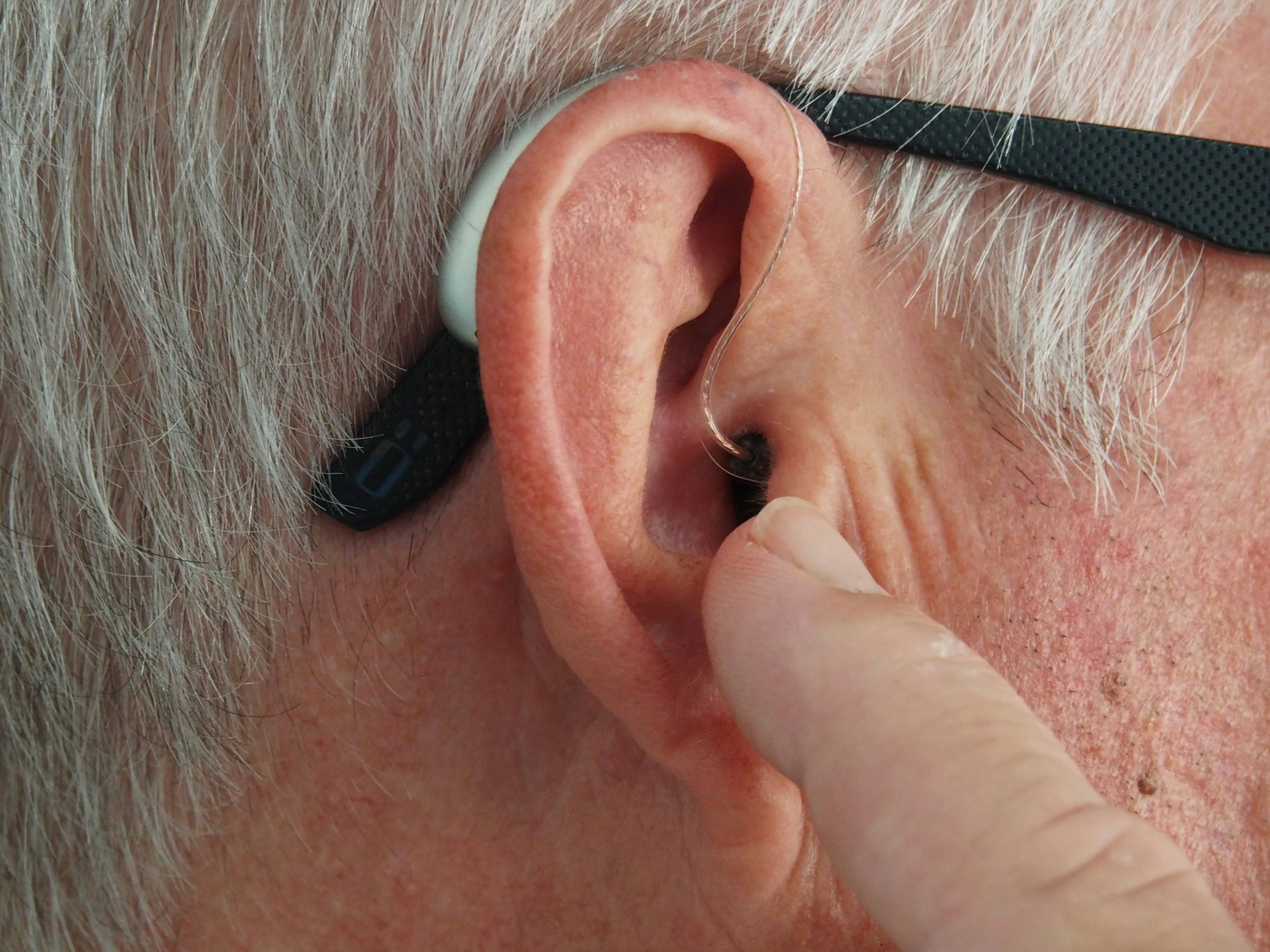 A traditional hearing aid
